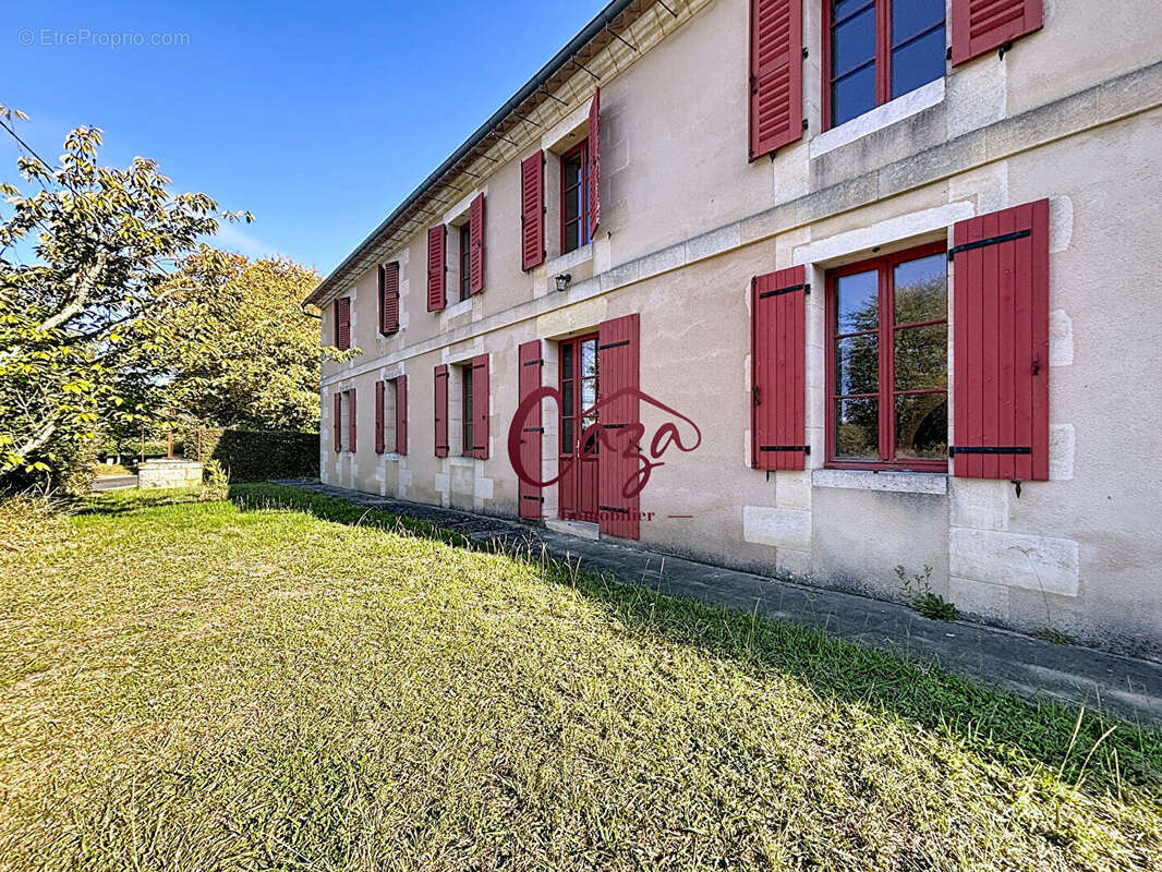 Maison à CAMBLANES-ET-MEYNAC