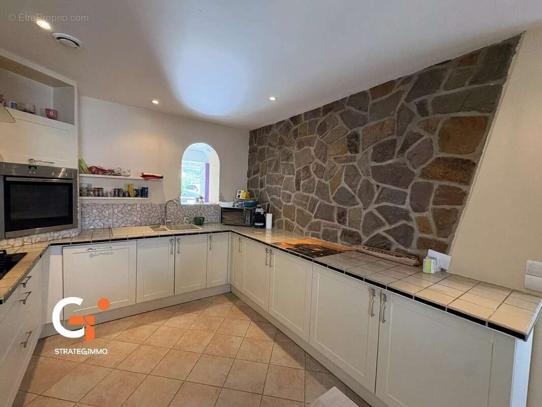 Maison à CAUDEBEC-LES-ELBEUF