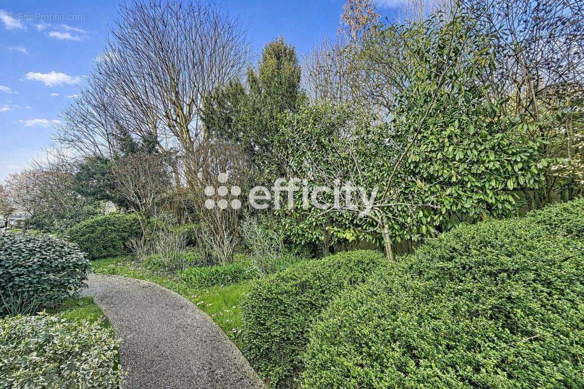 Appartement à LE RAINCY