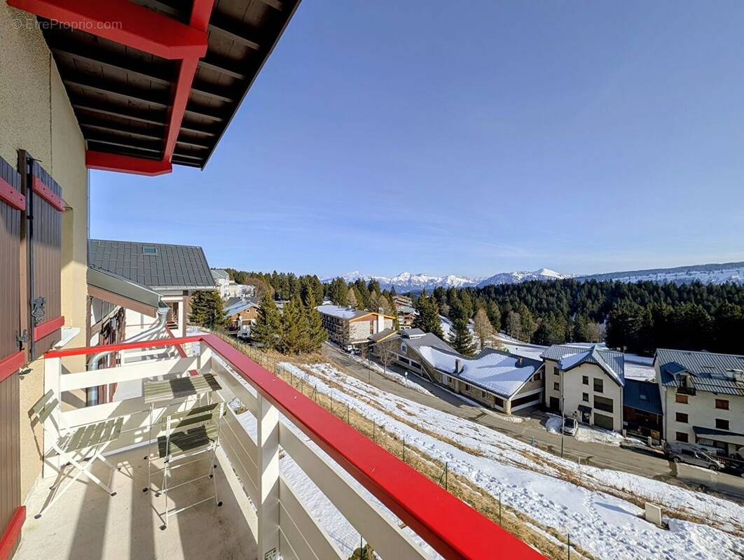 Appartement à PUGNY-CHATENOD