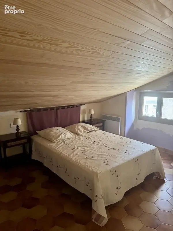 Appartement mansardé de type T3 à Vico - photo 4
