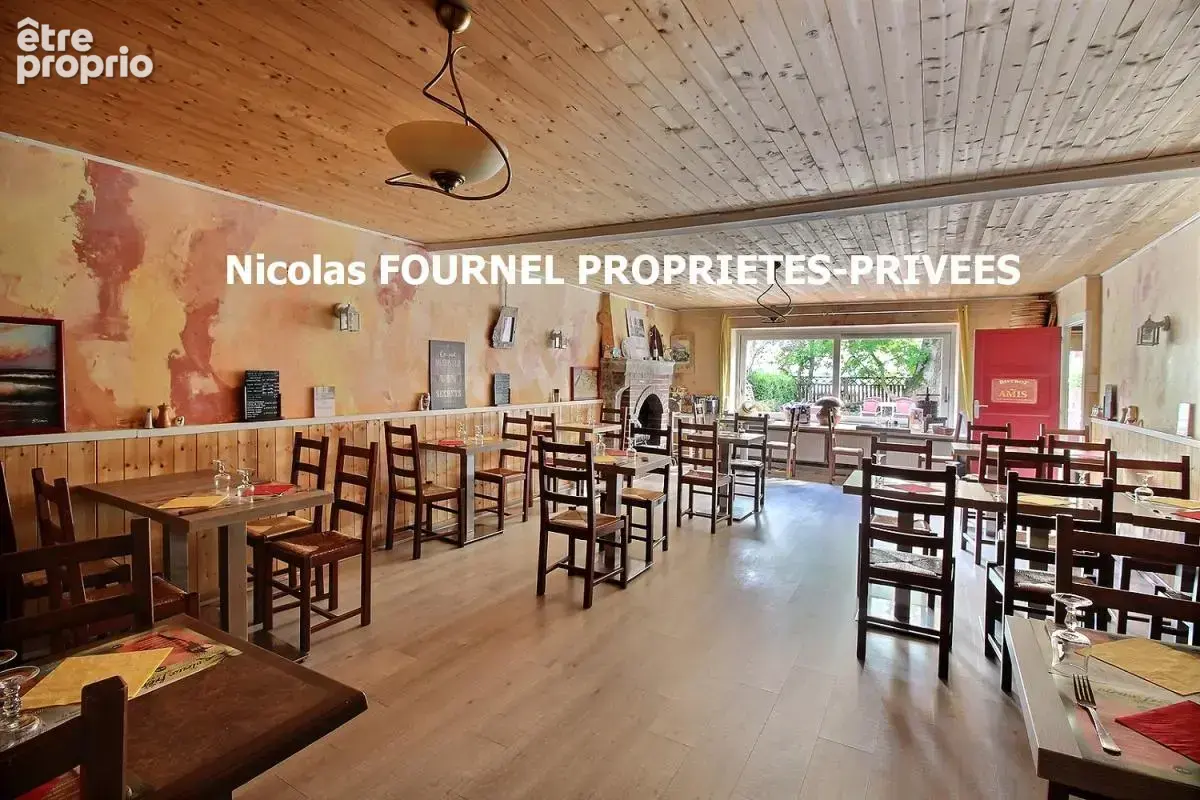 **EXCLUSIVITE** Tarentaise 42660 Propriété en pierres comprenant en rez de chaussée une ancienne auberge de 144m² (possibilité d - photo 8