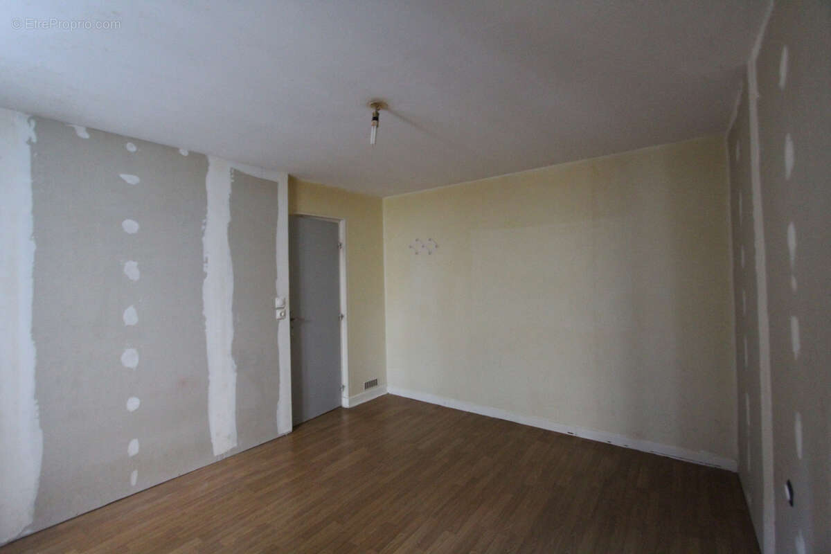 Appartement à LA CHARITE-SUR-LOIRE