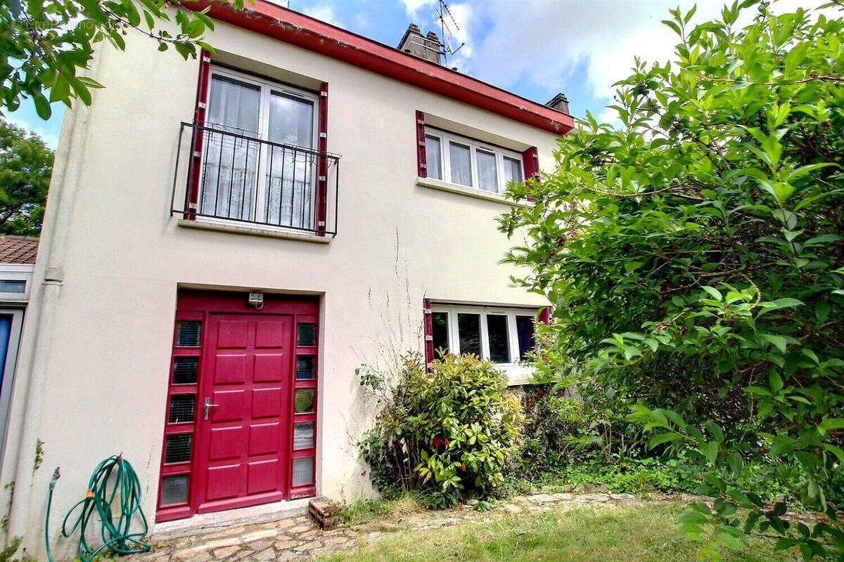 Maison à MAUREPAS