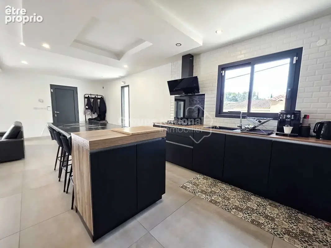 Maison 5 pièces de 142 m² avec piscine, garage et accès au canal ? Saint-Chamas (13250) - photo 19