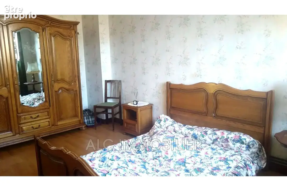 Maison 5 pièces 100 m² à vendre à Saint-Georges-Le-Gaultier (72130) - photo 5
