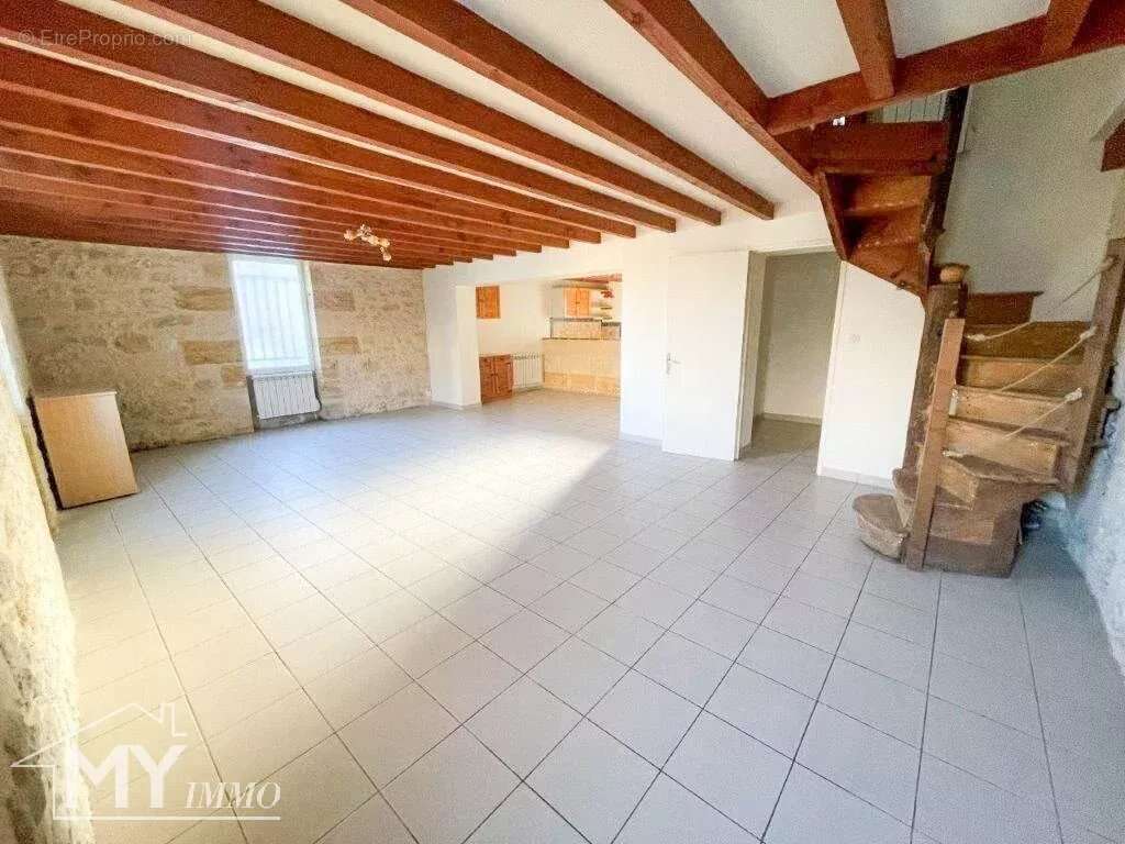 Villefranche de lonchat : maison de ville louée - photo 4