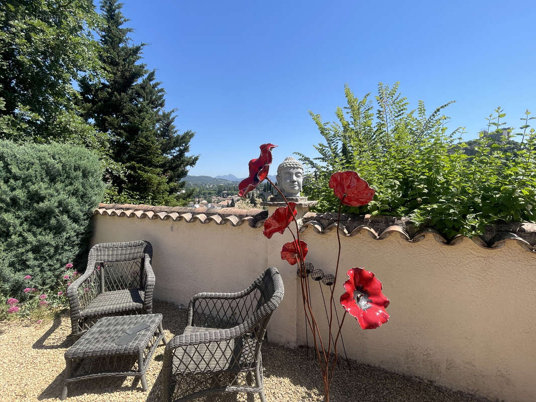 Maison à VAISON-LA-ROMAINE
