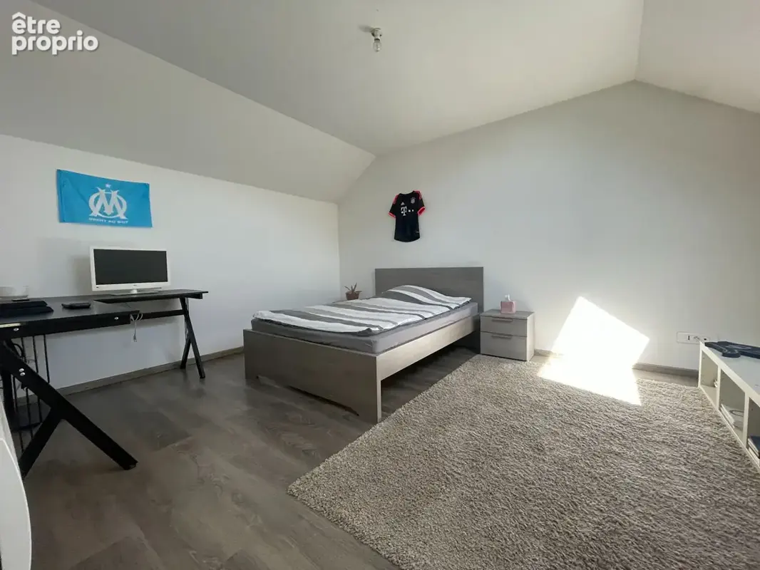 Maison individuelle 155 m² - 4 chambres - Jardin - Garage - photo 12