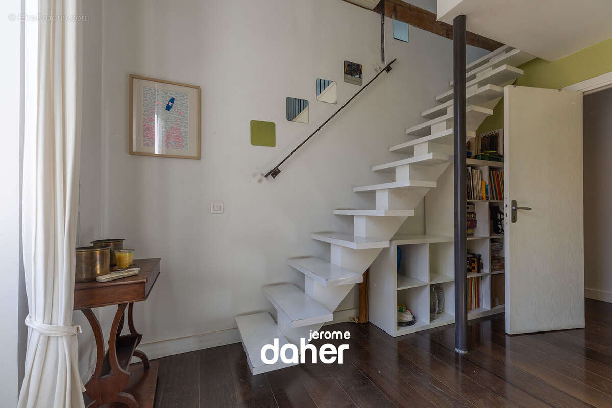 Appartement à MARSEILLE-7E