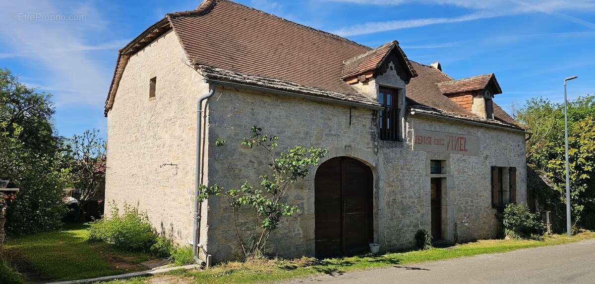 Maison à SAINT-JEAN-DE-LAUR