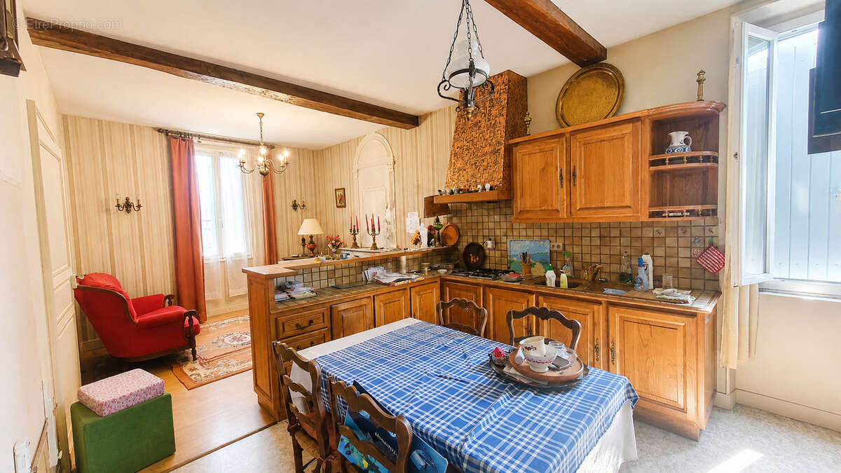 Immeuble de caractère en exclusivité   Centre d’Hagetmau - photo 5