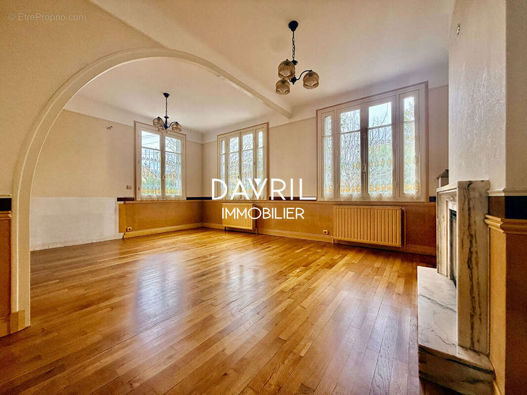 Maison à CONFLANS-SAINTE-HONORINE