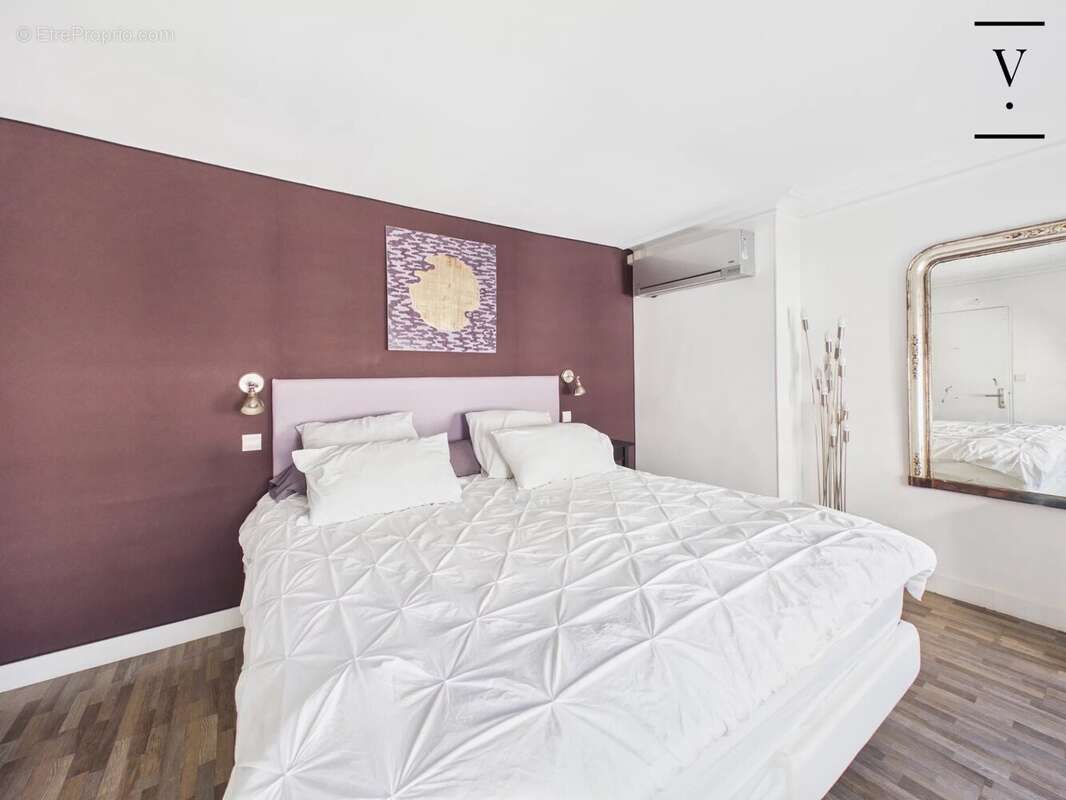 Appartement à PARIS-8E