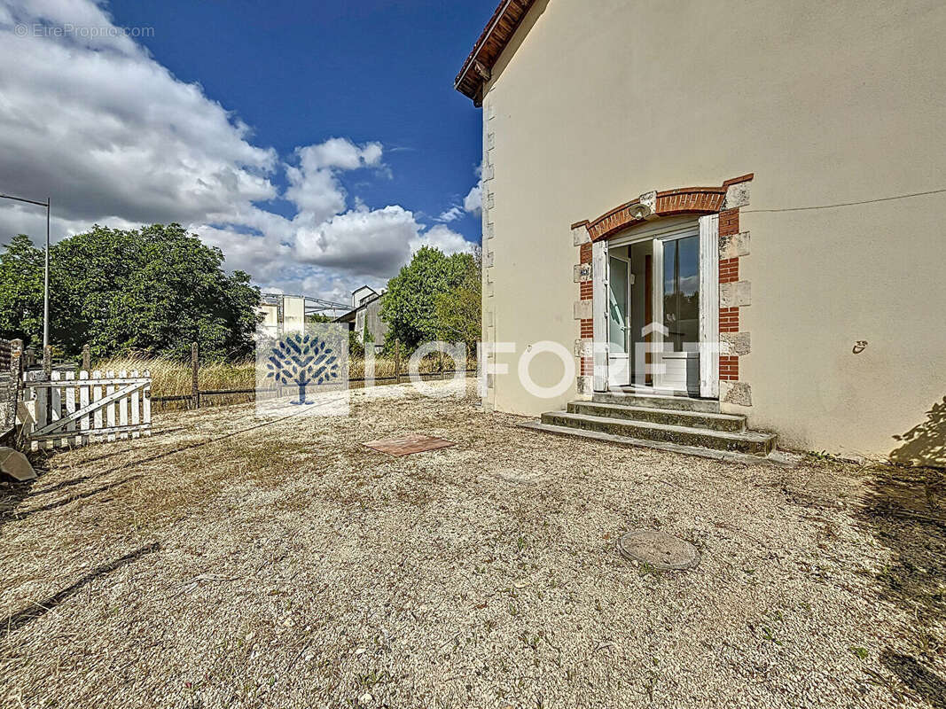 Appartement à AIRVAULT