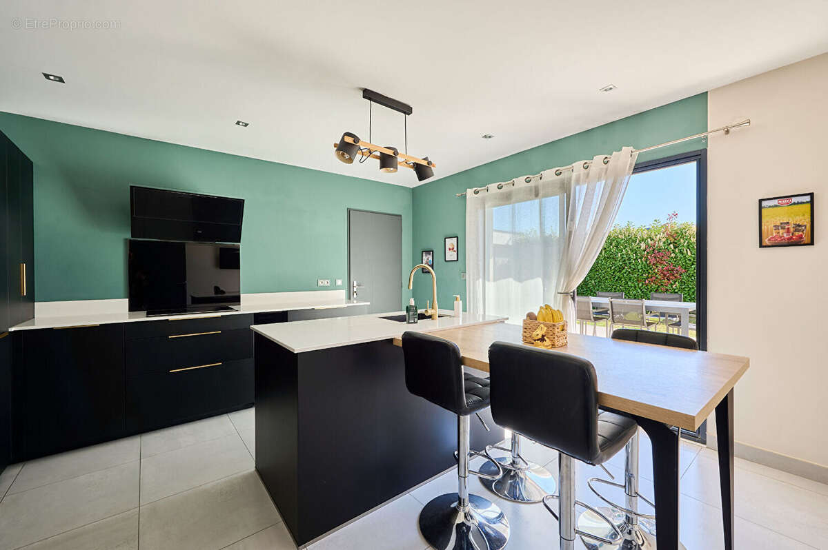 Maison à CHEVIGNY-SAINT-SAUVEUR