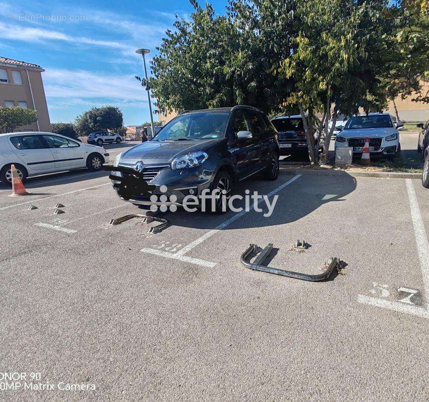 Parking à MARSEILLE-15E