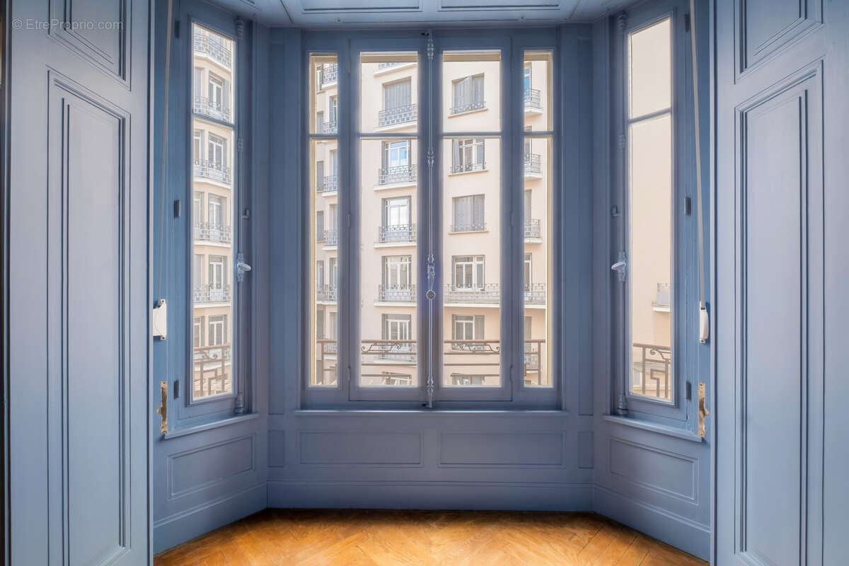 Appartement à LYON-6E