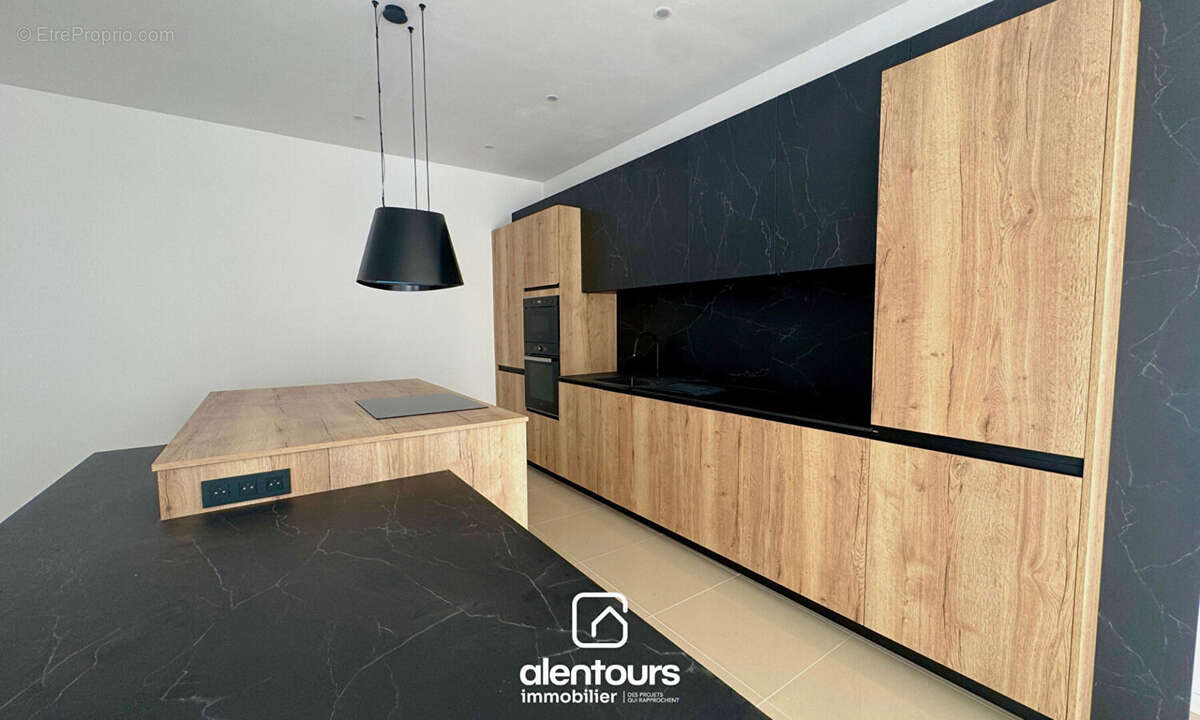 Maison 4 pièce(s) extérieur parking - photo 4