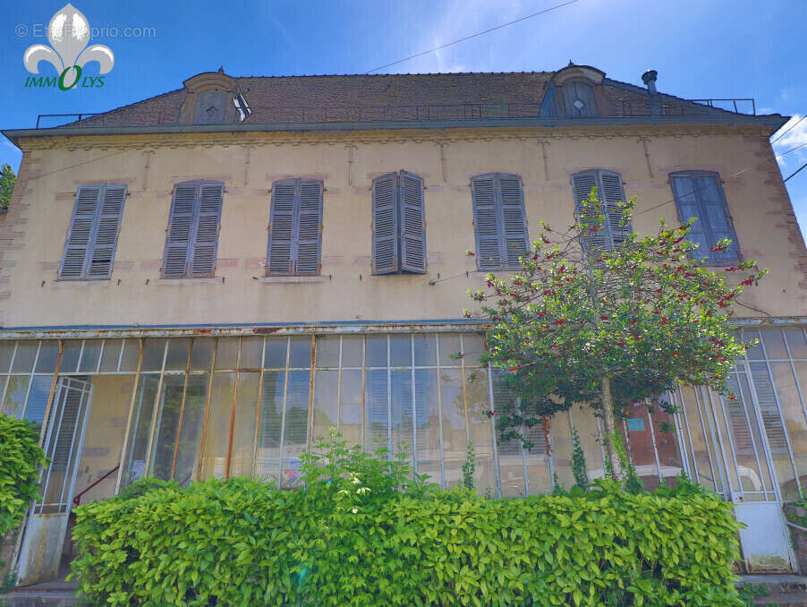 Appartement à SEURRE