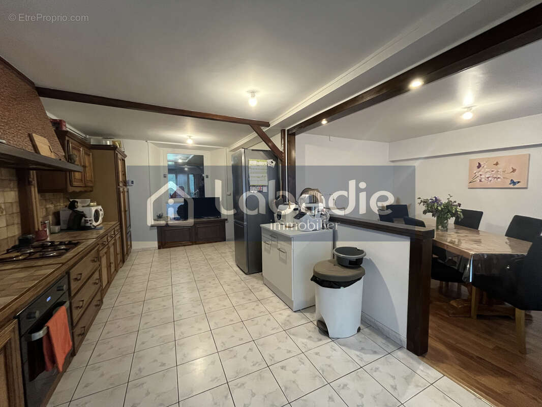 Maison à TESSY-SUR-VIRE