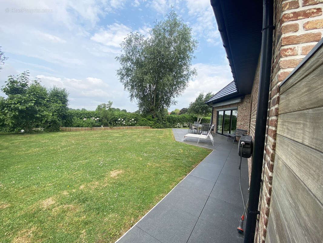 Maison à ESQUELBECQ