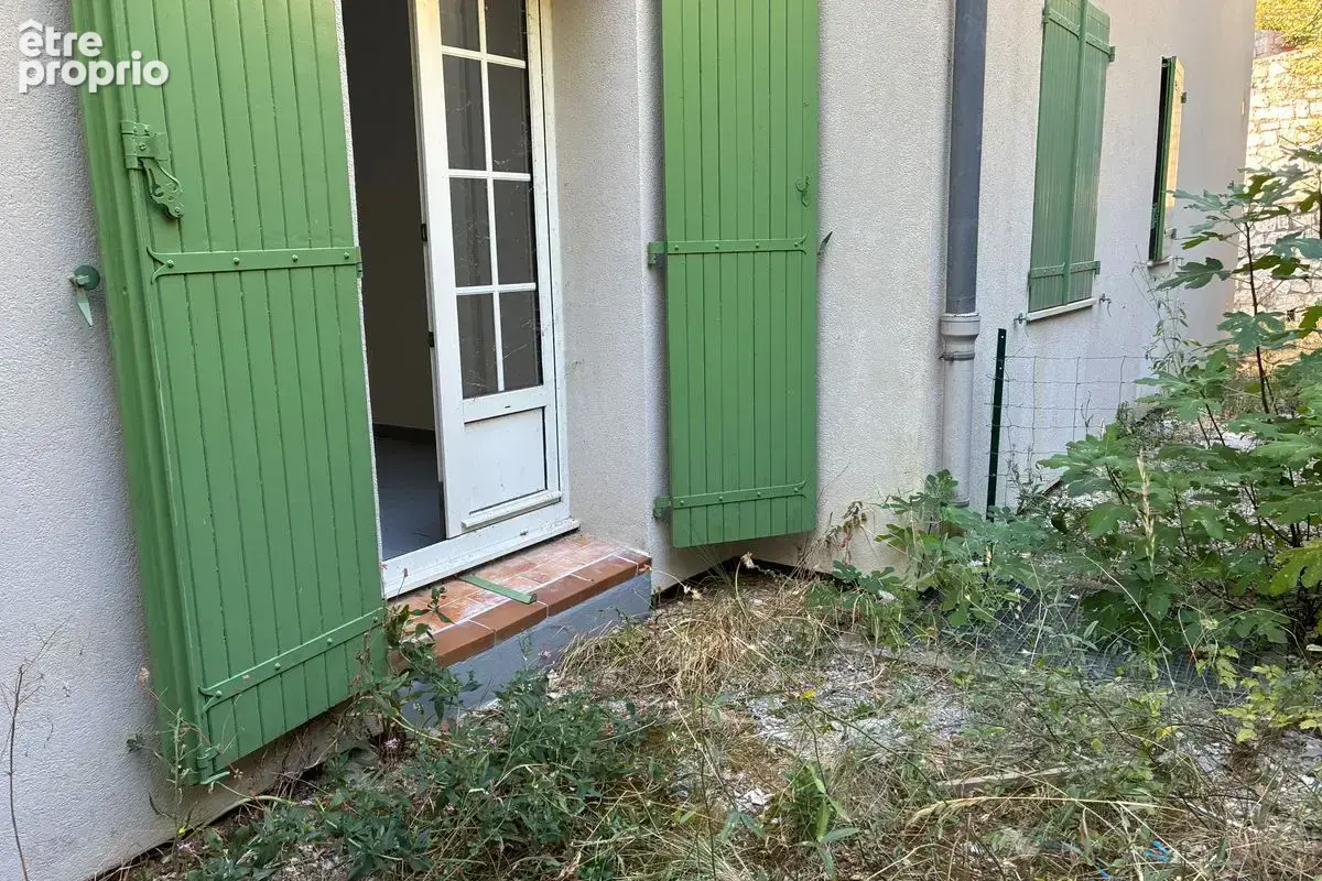 Spacieux 2 pièces rénové dans le charmant village de Vézénobres avec parking privatif - photo 2