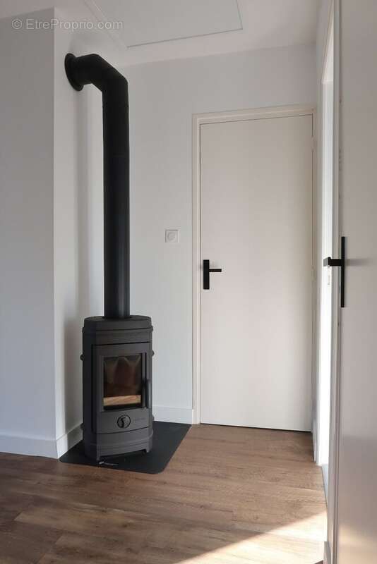 Maison à BOISSET-LES-MONTROND