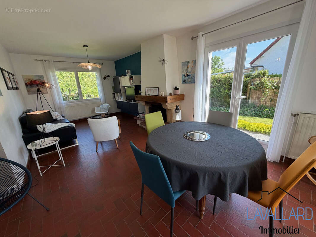 Maison 92 m² à Bussy-Les-Daours  - photo 5