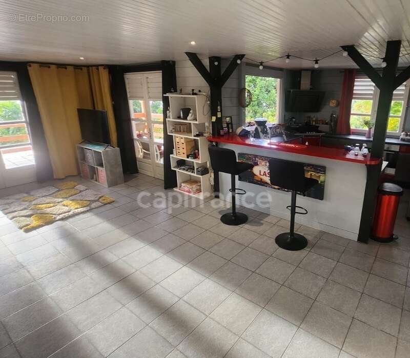 Maison à SAINTE-LUCE