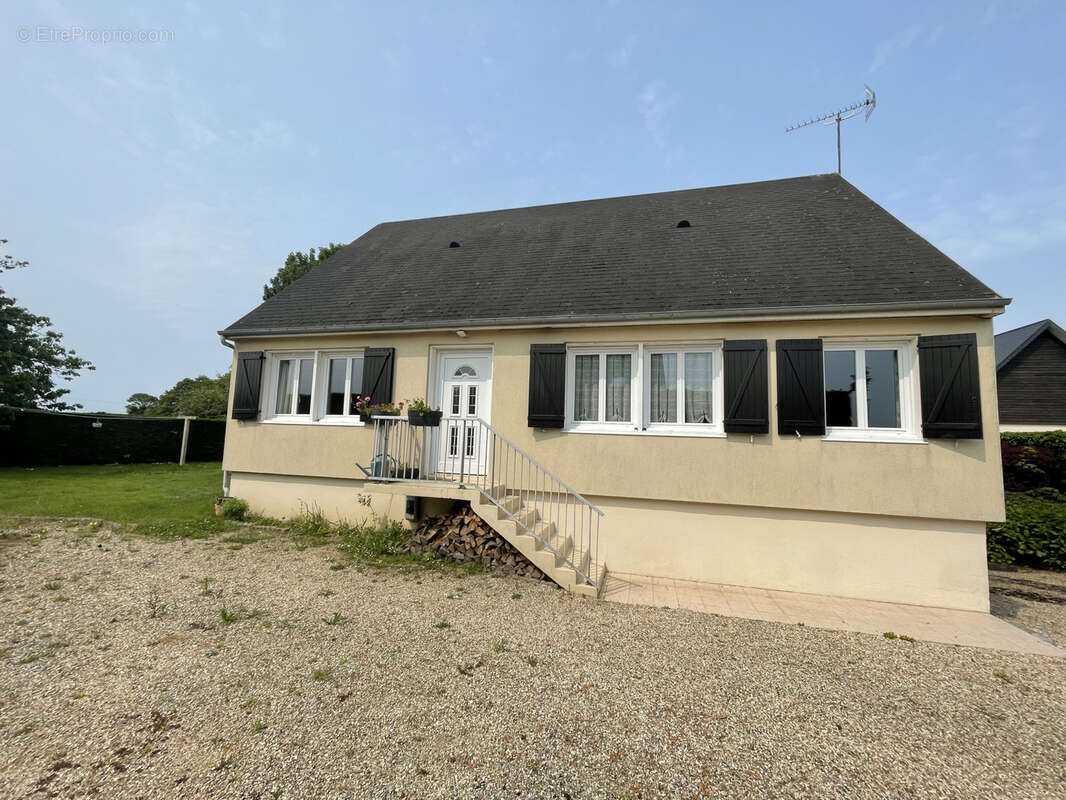 Maison à SAINT-PIERRE-EN-PORT