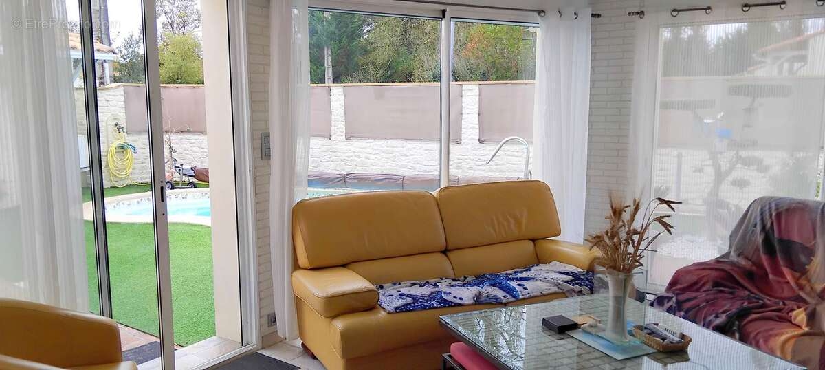 Maison à SAINT-SULPICE-DE-ROYAN