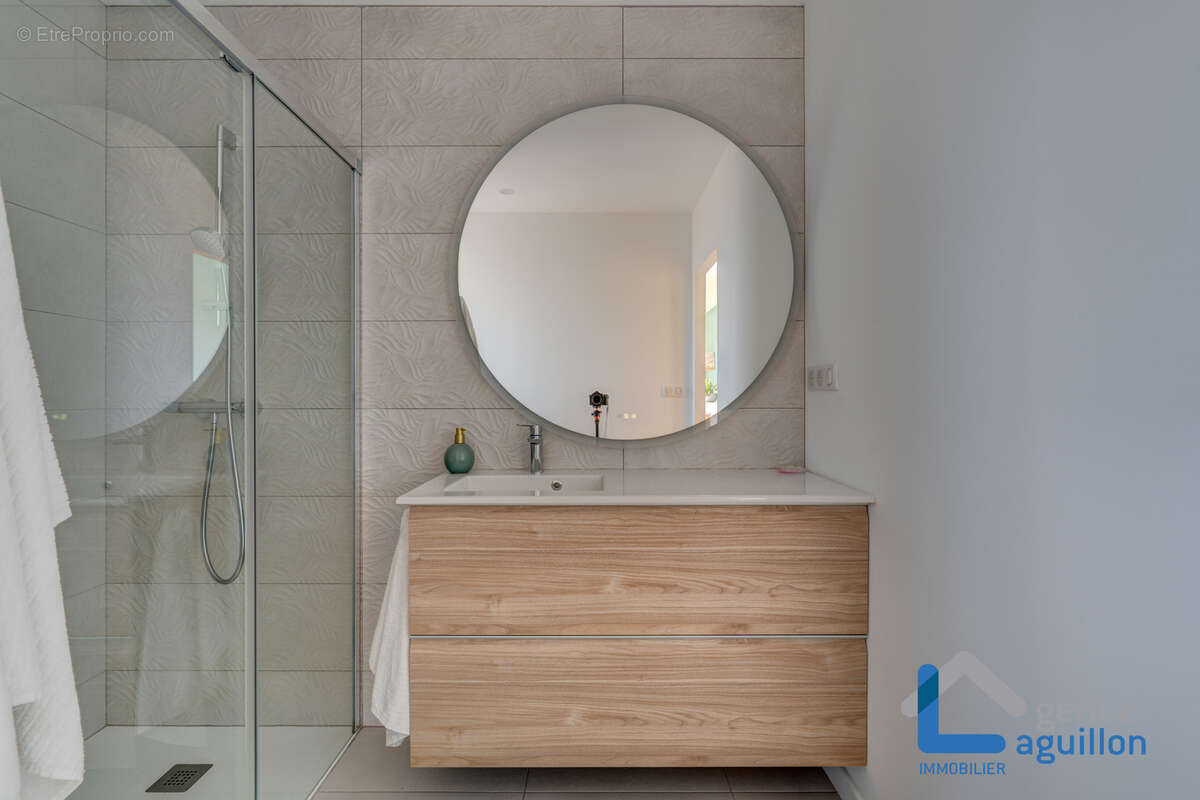 Propriété de prestige avec piscine et 2 studios indépendants à Hendaye - photo 12