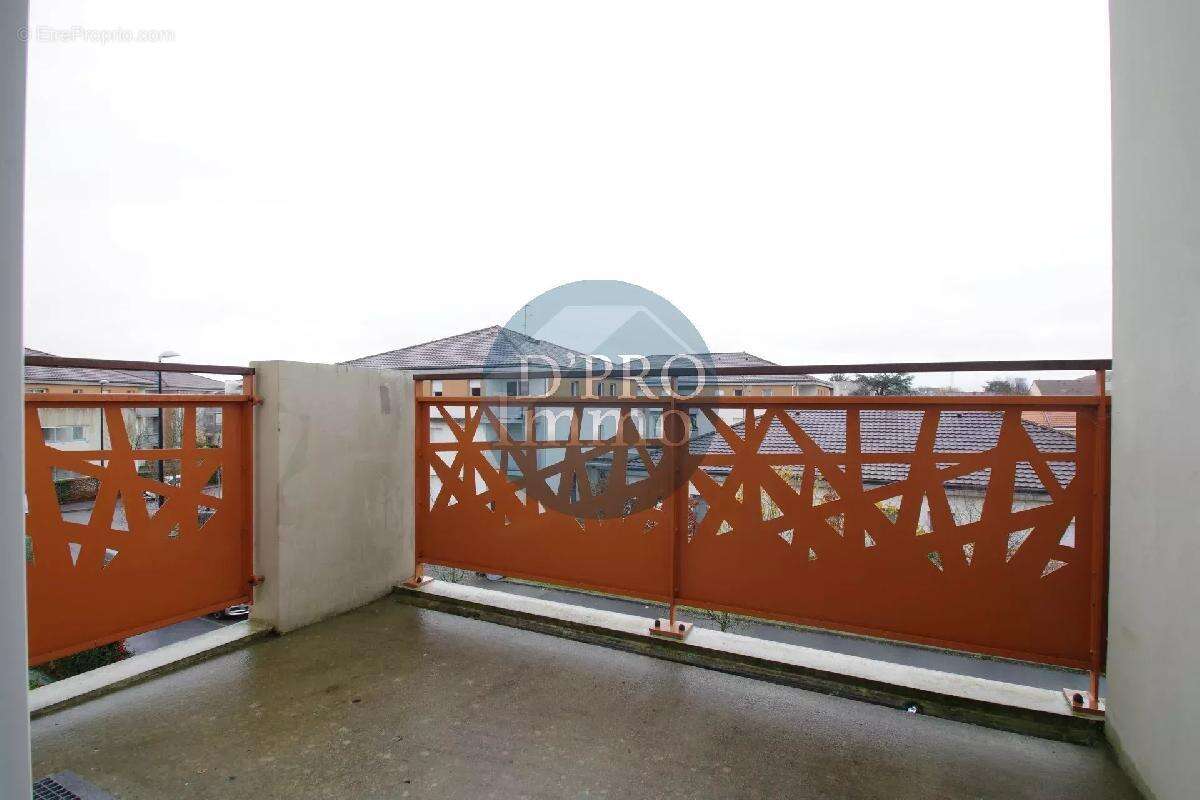 Appartement à SAINT-SEBASTIEN-SUR-LOIRE