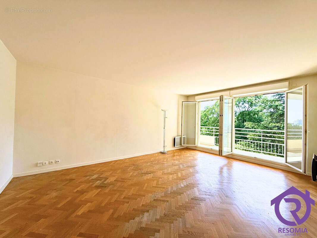 Appartement à CHATILLON