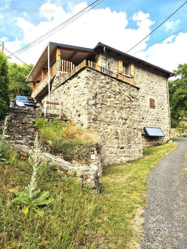 Maison de caractère de 65 m2 avec grande terrasse, nombreuse - photo 4