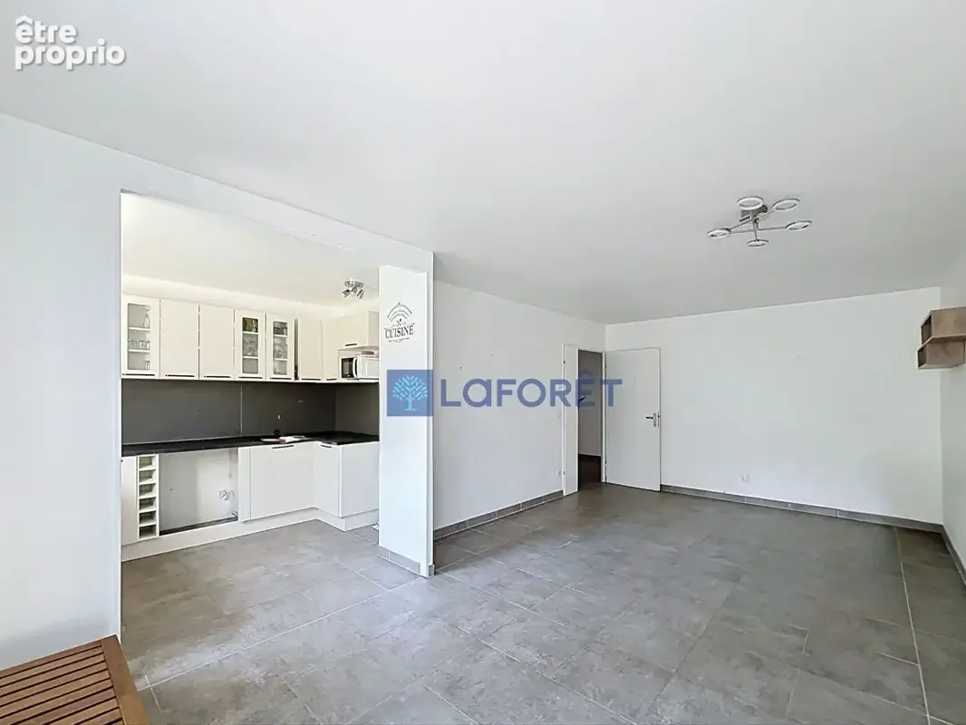 Appartement 5 pièces 3 chambres - Saint Pierre Du Perray - photo 5