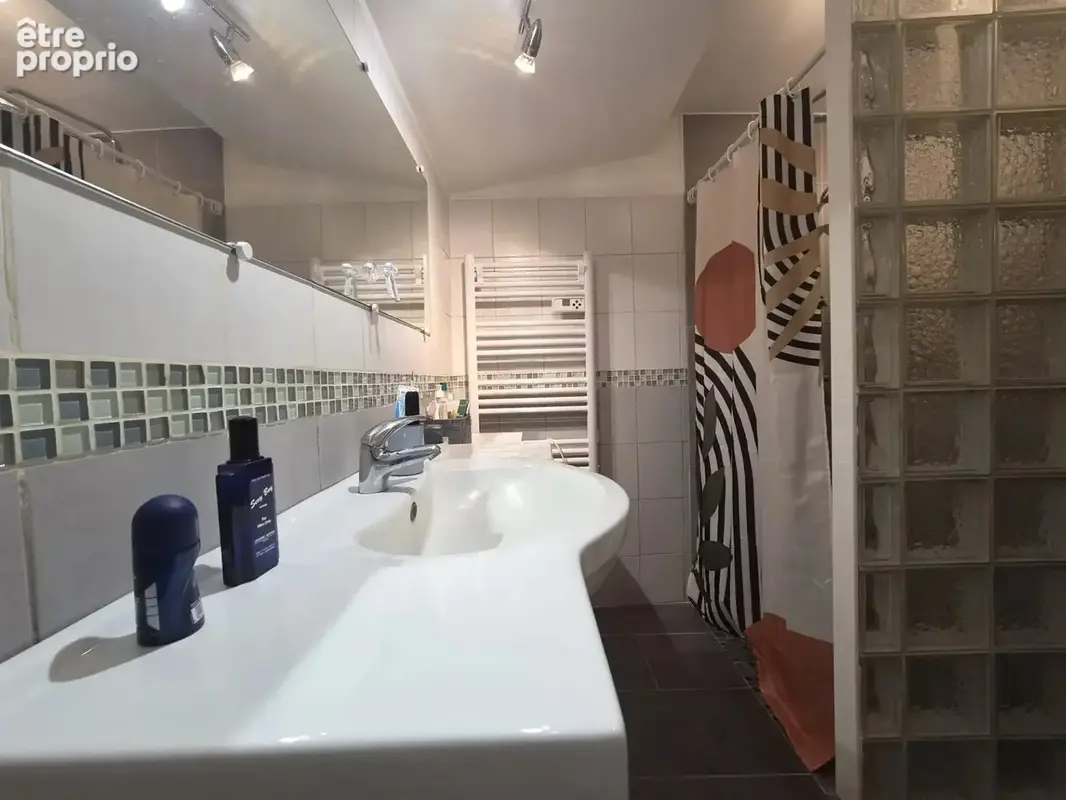 Maison de village T4 de 111m² avec jardin intimiste - photo 10