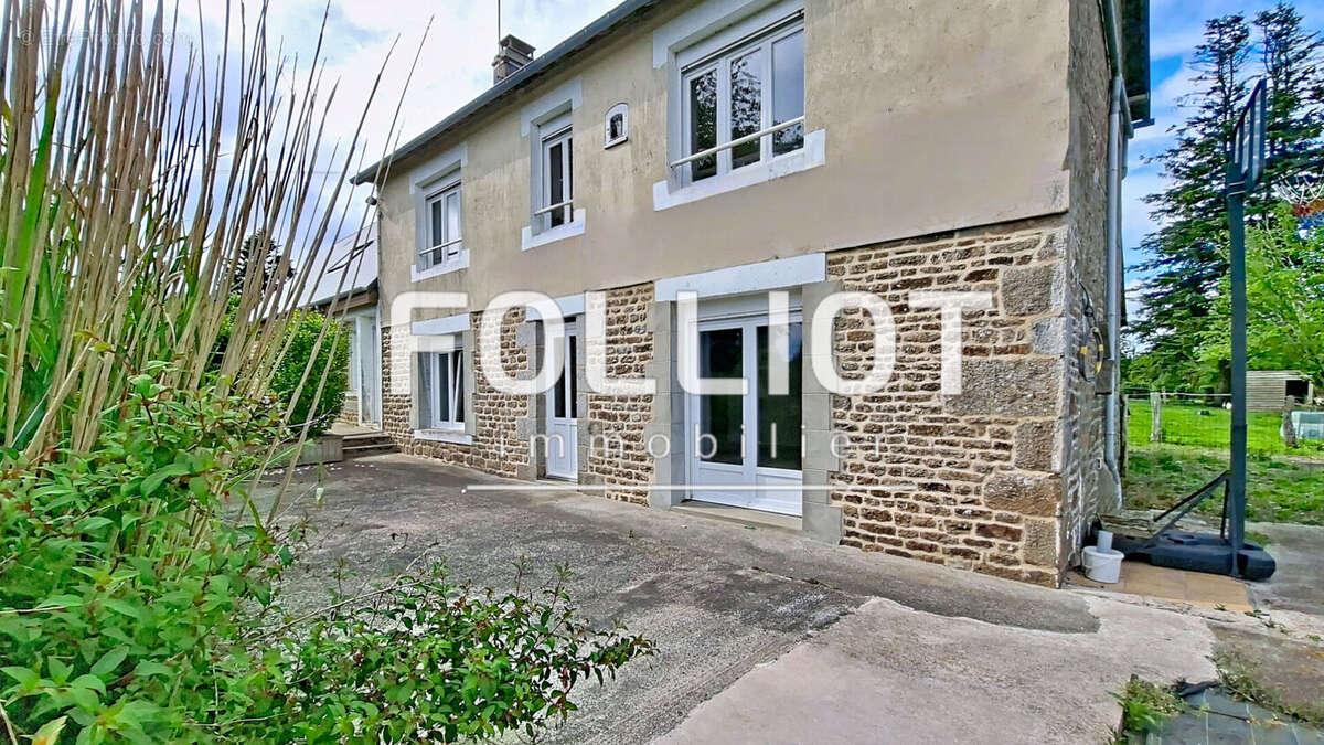 Maison à CHERENCE-LE-HERON