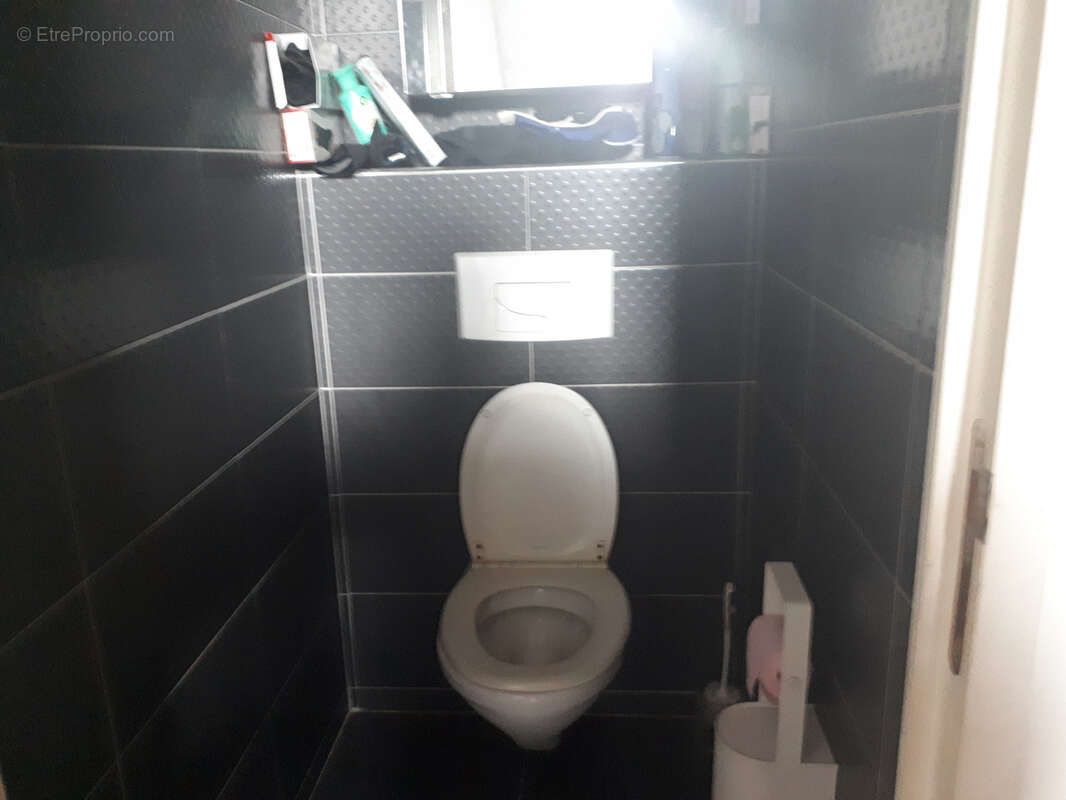 Maison à VAUX-SUR-VIENNE