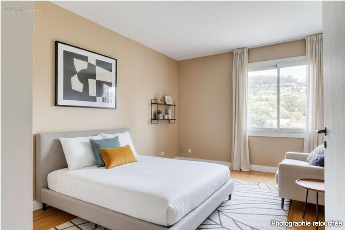 Appartement à VENCE