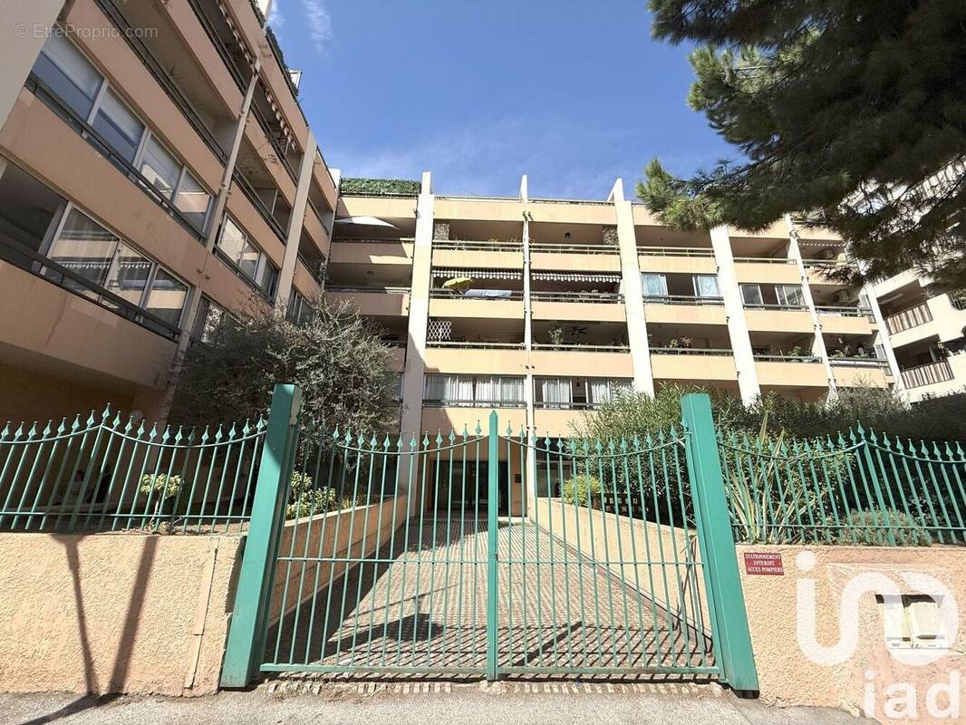 Photo 1 - Appartement à SAINT-LAURENT-DU-VAR