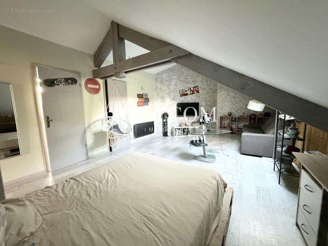 Maison individuelle 6 pièces 4 chambres 182 m2 BELLEFONTAINE - photo 18