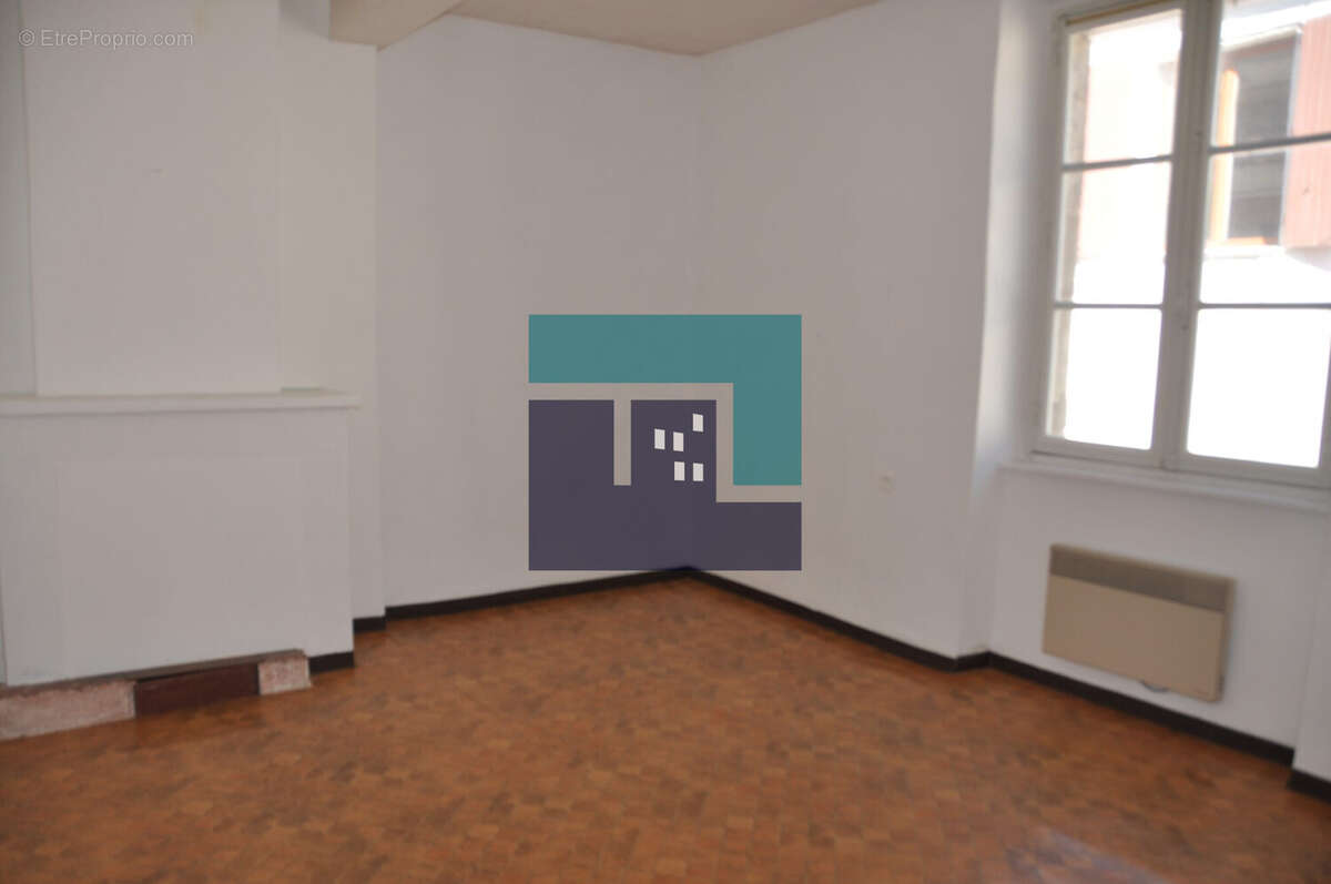 CHAMBRE - Maison à MONTOLIEU