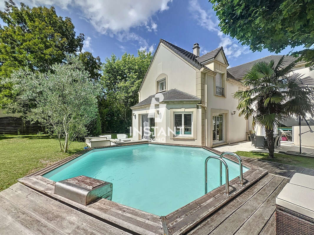 Maison à LONGPONT-SUR-ORGE