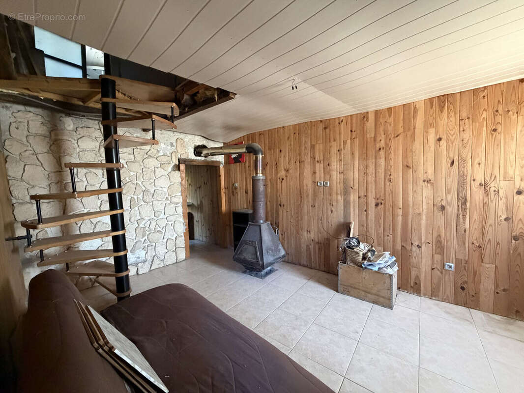 Photo 5 - Maison à JOUX