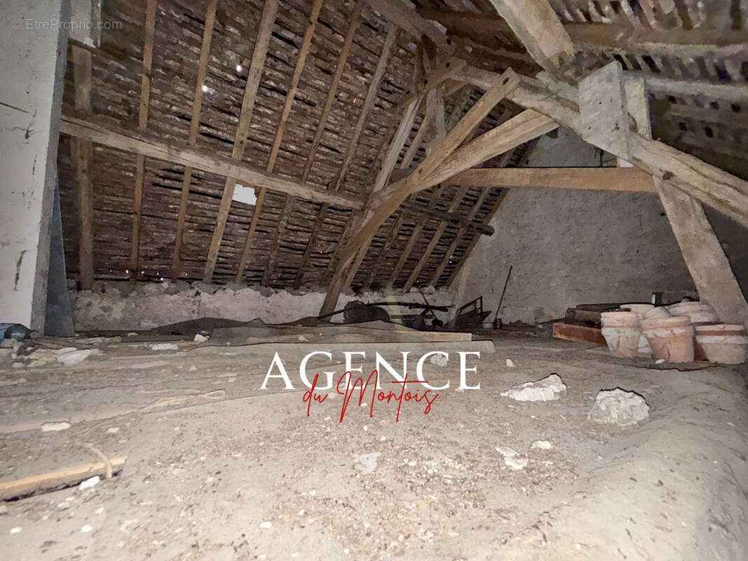 Maison à DONNEMARIE-DONTILLY