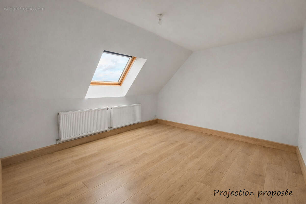 Maison à LA HAYE-MALHERBE