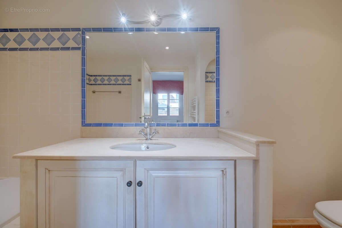 Appartement à LA MOTTE