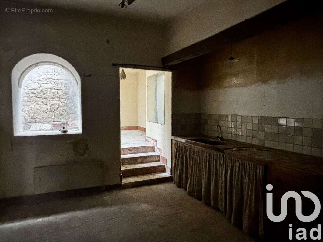 Photo 4 - Maison à ARAMON